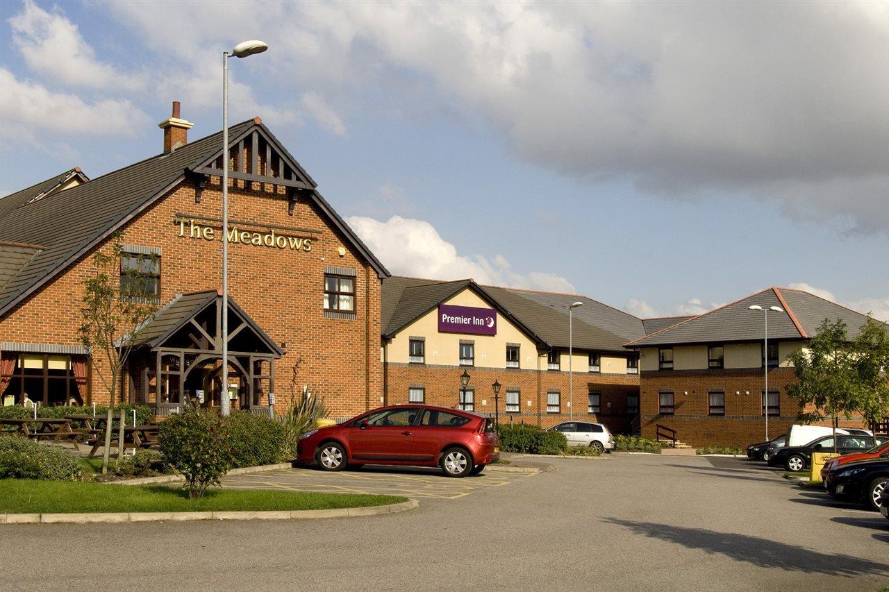 Premier Inn Barnsley 武姆韦尔 外观 照片