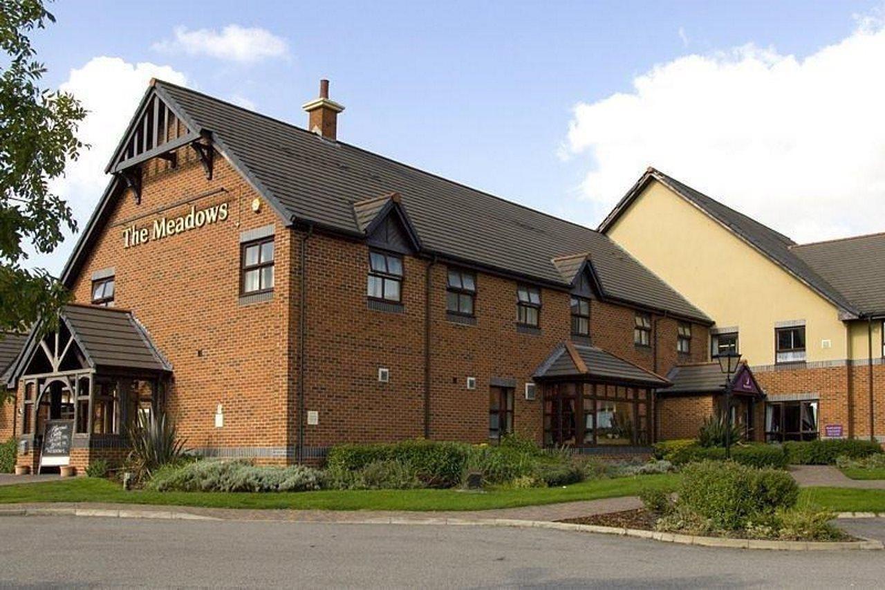 Premier Inn Barnsley 武姆韦尔 外观 照片